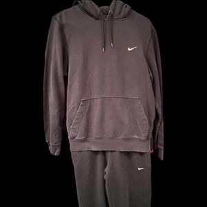 Vintage Y2K Black Nike sweats - unisex small